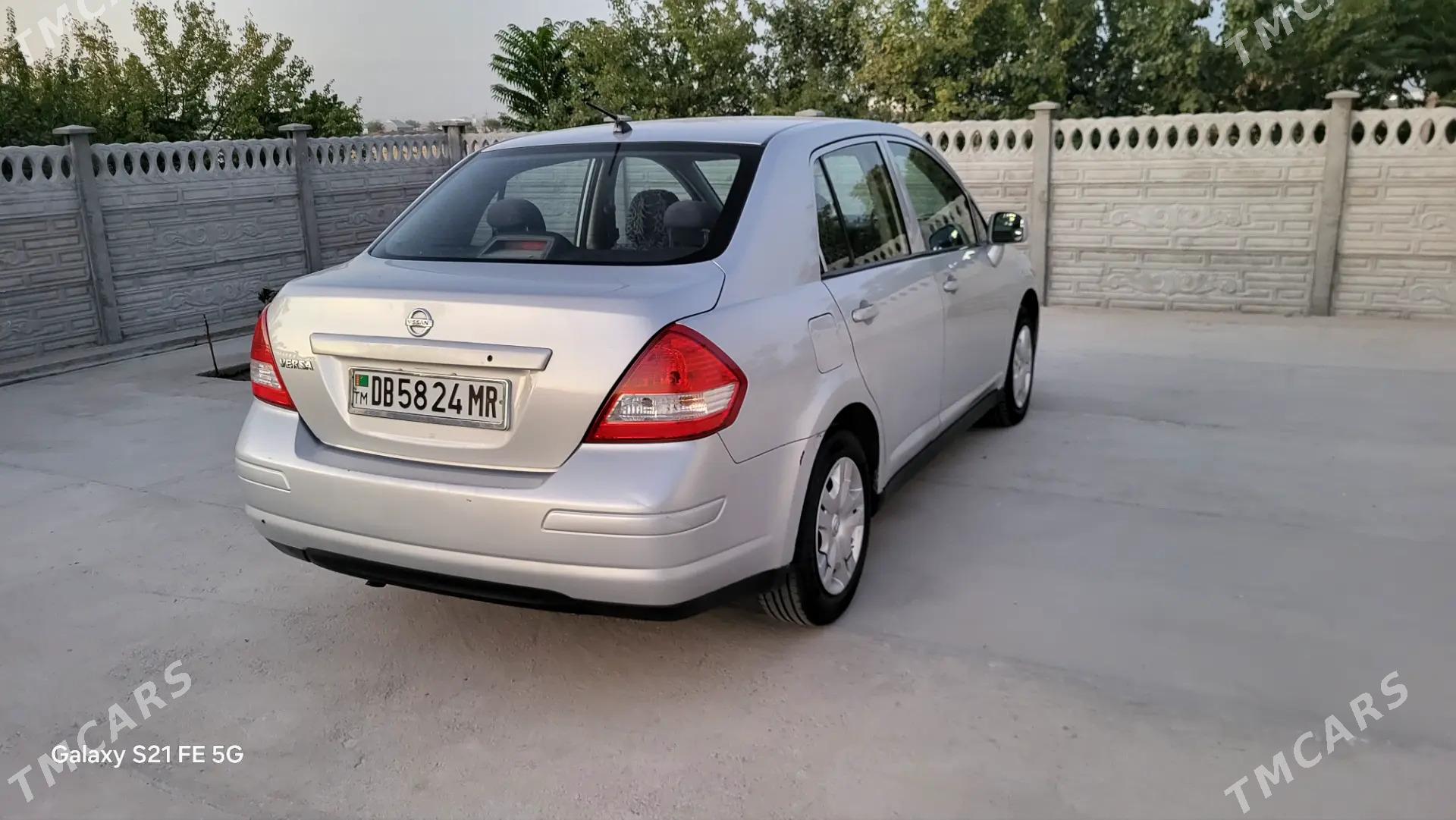 Nissan Versa 2010 - 105 000 TMT - Ёлётен - img 4
