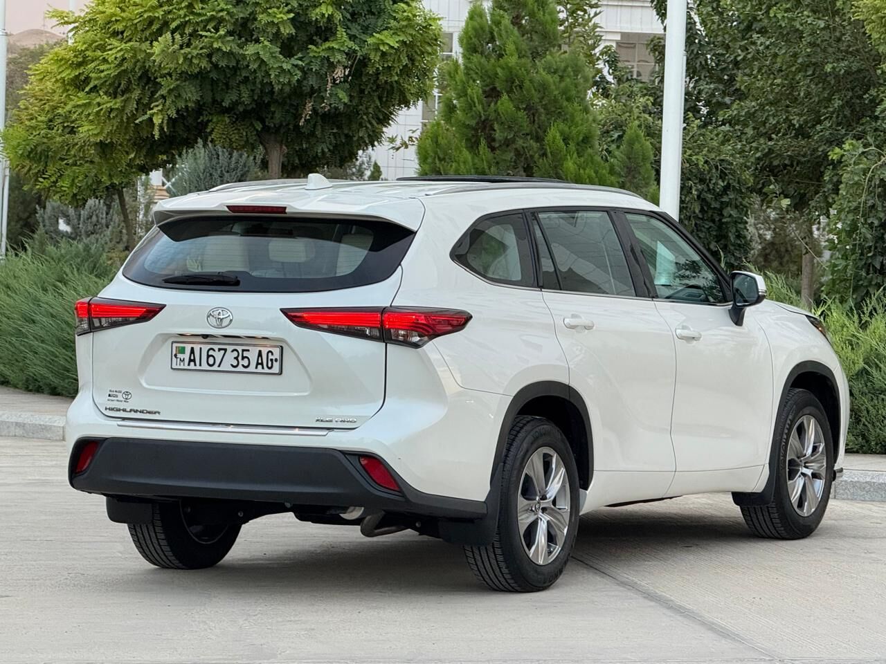 Toyota Highlander 2021 - 615 000 TMT - Aşgabat - img 4