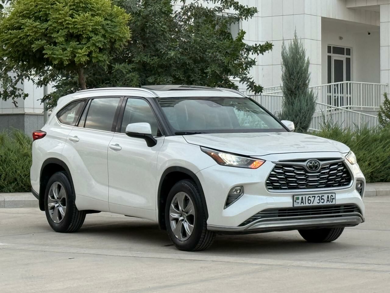 Toyota Highlander 2021 - 615 000 TMT - Aşgabat - img 3