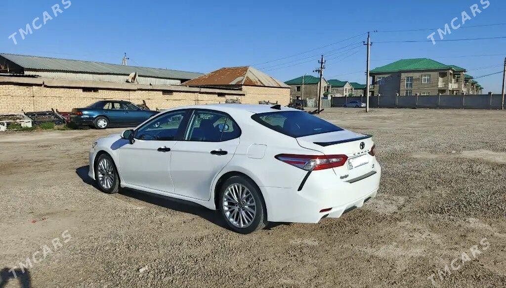 Toyota Camry 2021 - 320 000 TMT - Мары - img 1