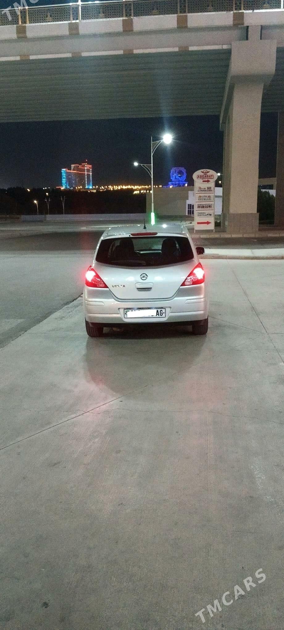 Nissan Versa 2010 - 140 000 TMT - Ашхабад - img 2