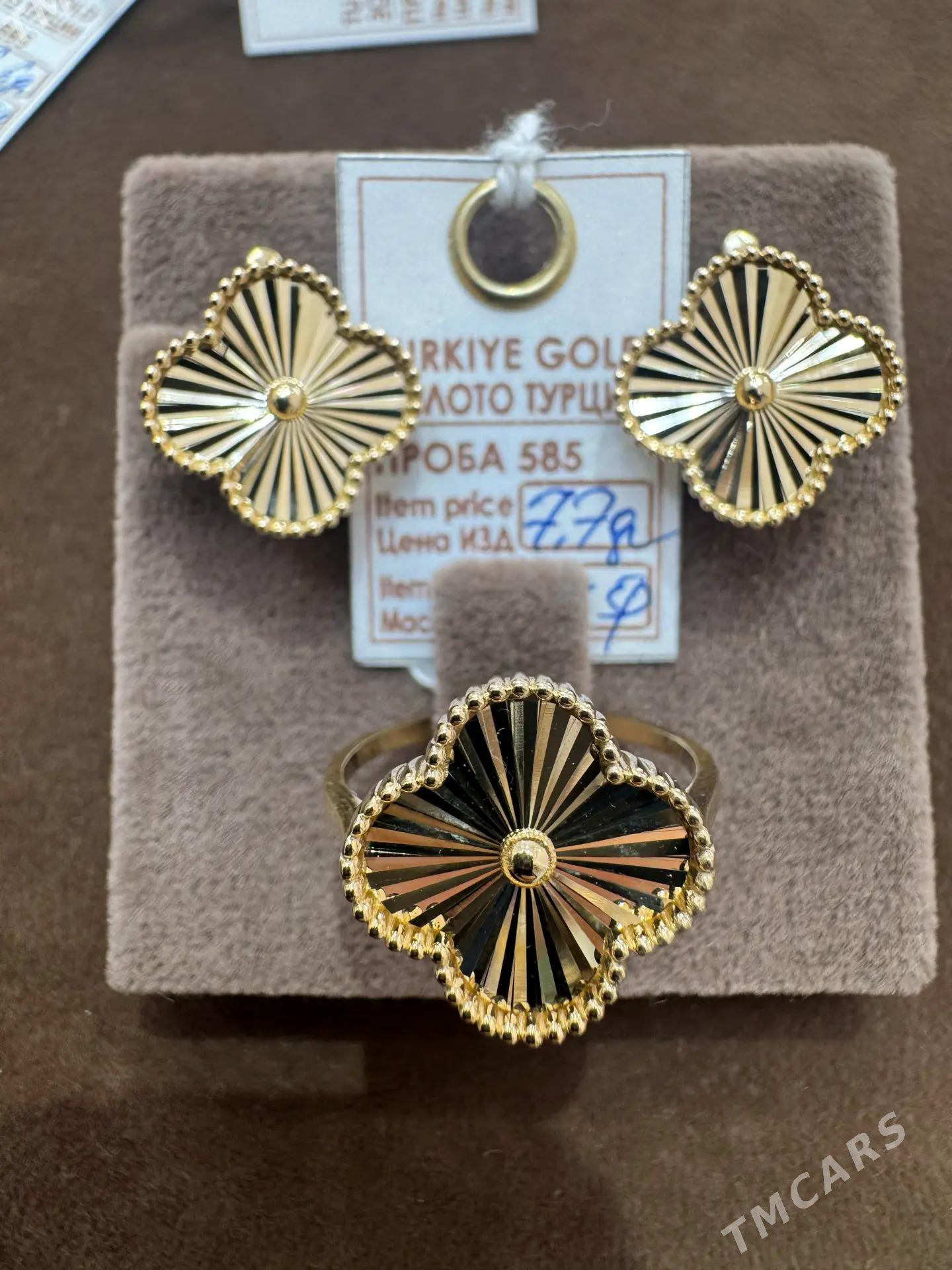 gyzyl komplekt - Ашхабад - img 1