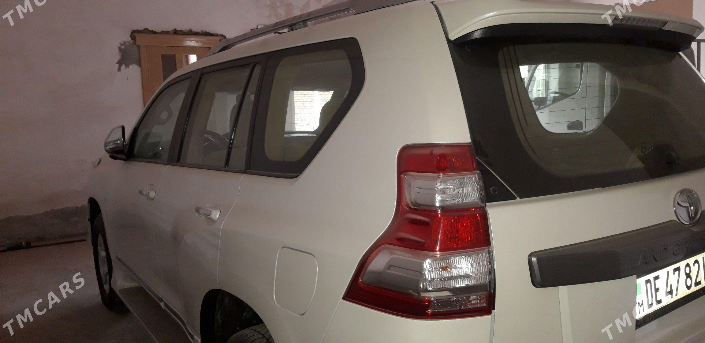 Toyota Land Cruiser Prado 2015 - 750 000 TMT - Türkmenabat - img 3