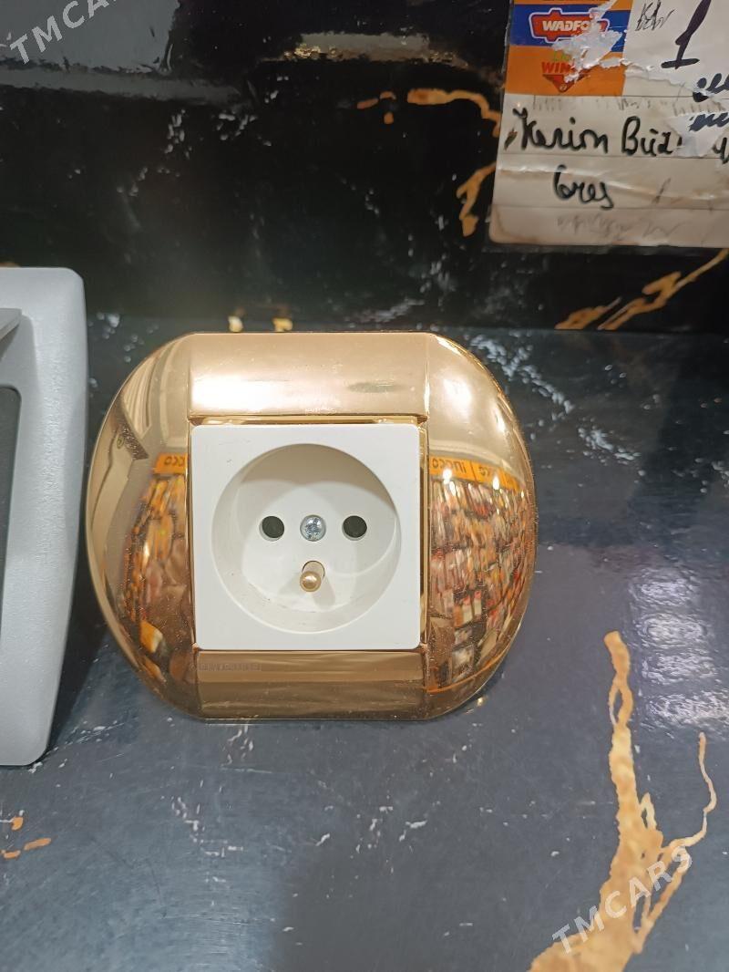 Razetka acki taze italýan önim - Бузмеин ГРЭС - img 4