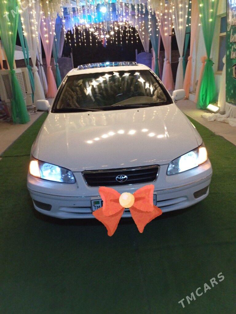 Toyota Camry 2001 - 130 000 TMT - Байрамали - img 2
