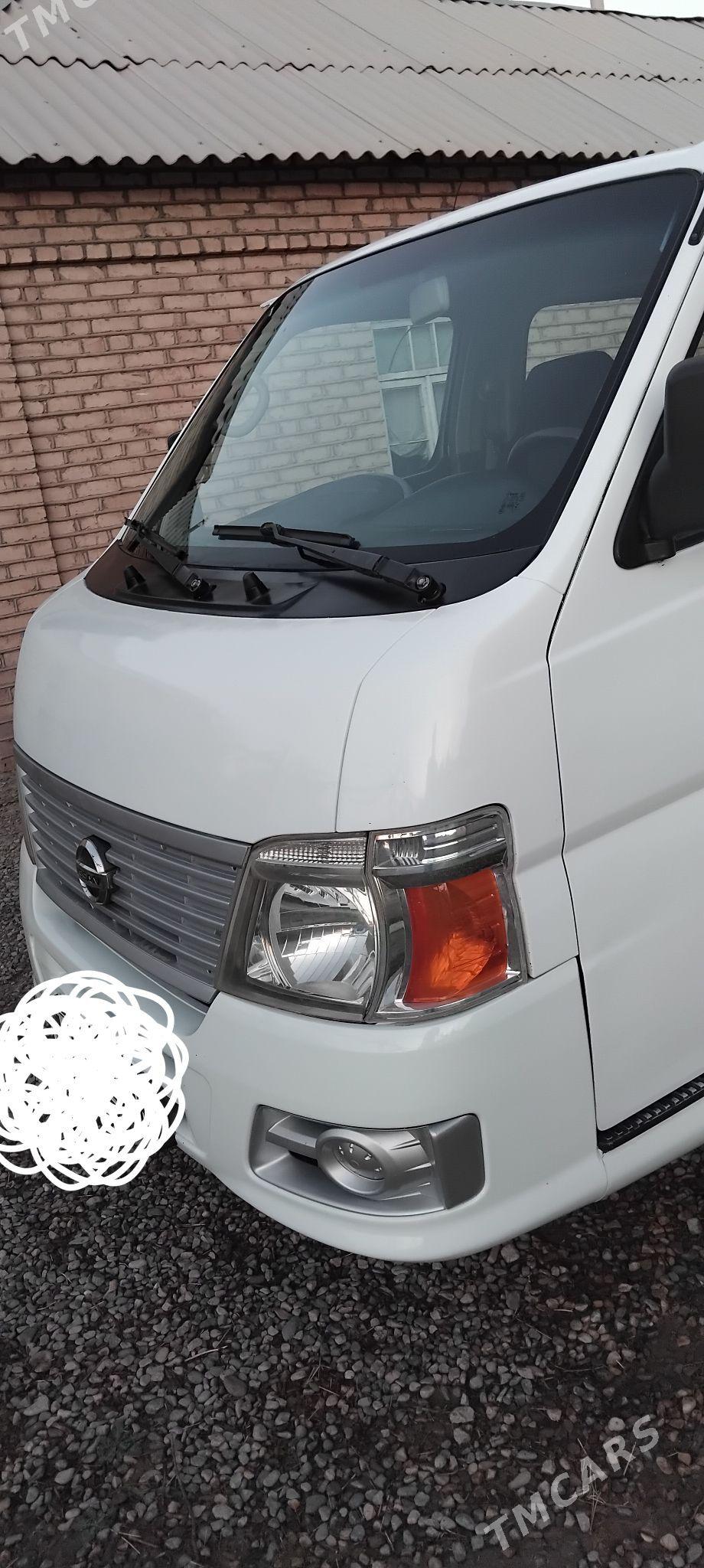 Nissan Urvan 2008 - 155 000 TMT - Мары - img 2