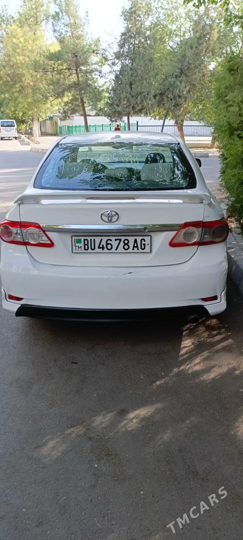Toyota Corolla 2010 - 135 000 TMT - 8 мкр - img 2