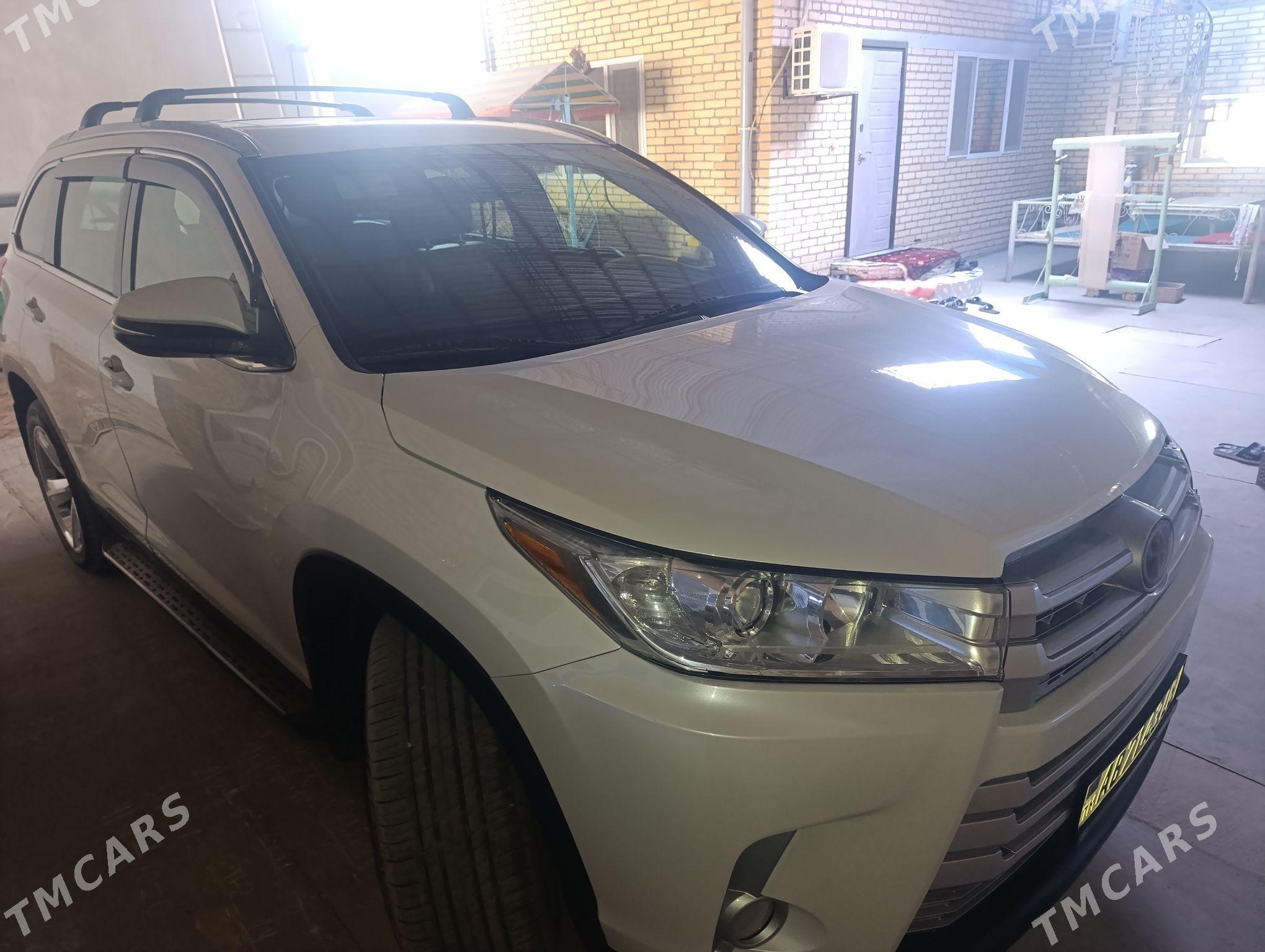 Toyota Highlander 2019 - 420 000 TMT - Чарджоу - img 9