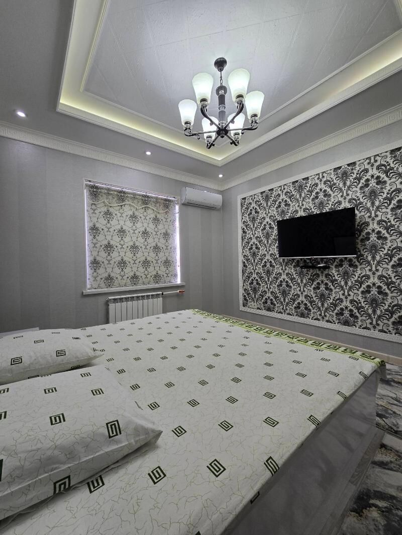 Satlyk Mir1. 4/1. 4Kom. 90m² - Мир 1 - img 2