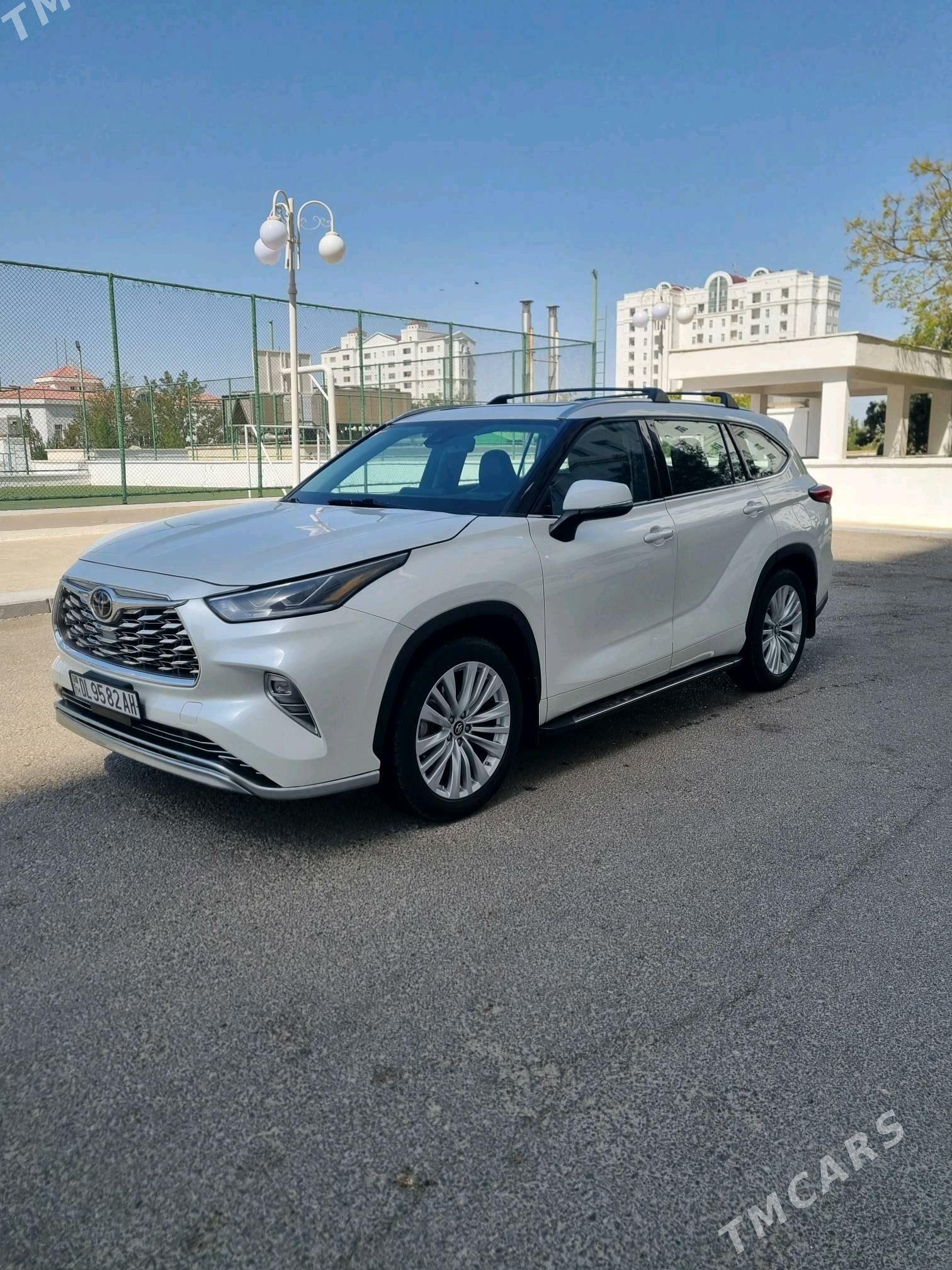 Toyota Highlander 2020 - 625 000 TMT - Гёкдепе - img 3