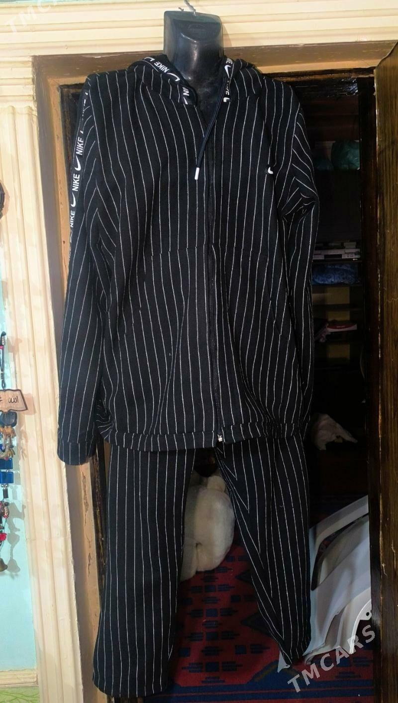 sportiwka krasowka Спортивка - Dänew - img 4