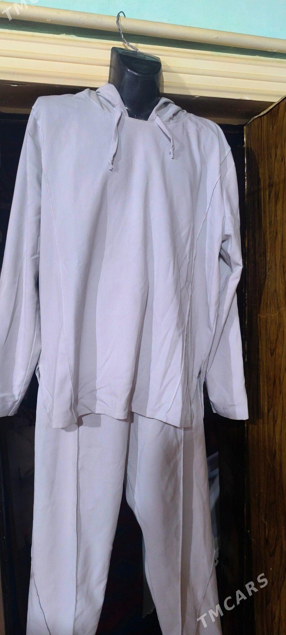 sportiwka krasowka Спортивка - Dänew - img 3