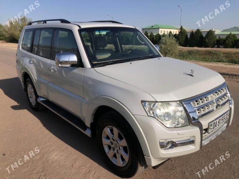 Mitsubishi Pajero 2015 - 325 000 TMT - Дашогуз - img 2