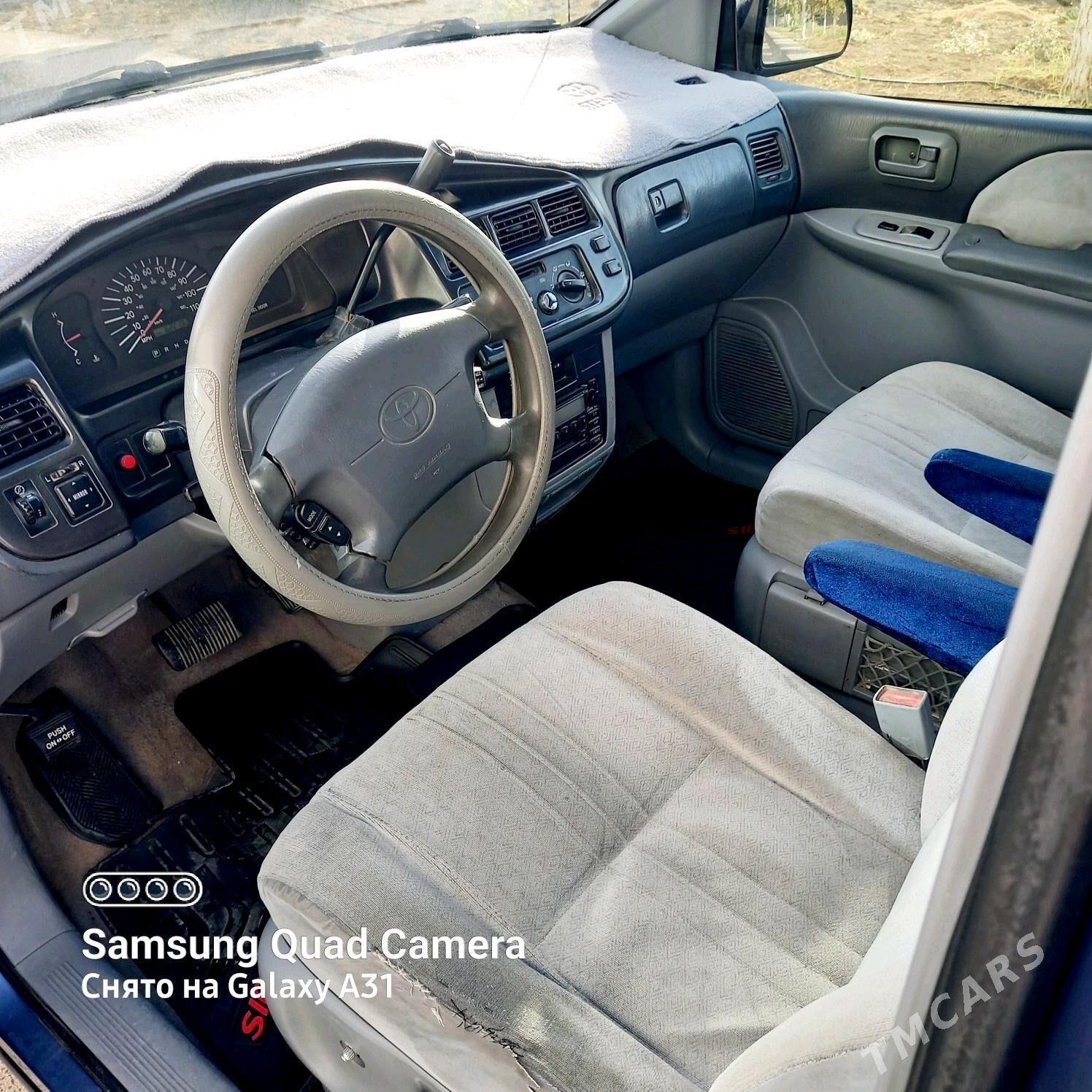 Toyota Sienna 2000 - 154 000 TMT - Мары - img 6
