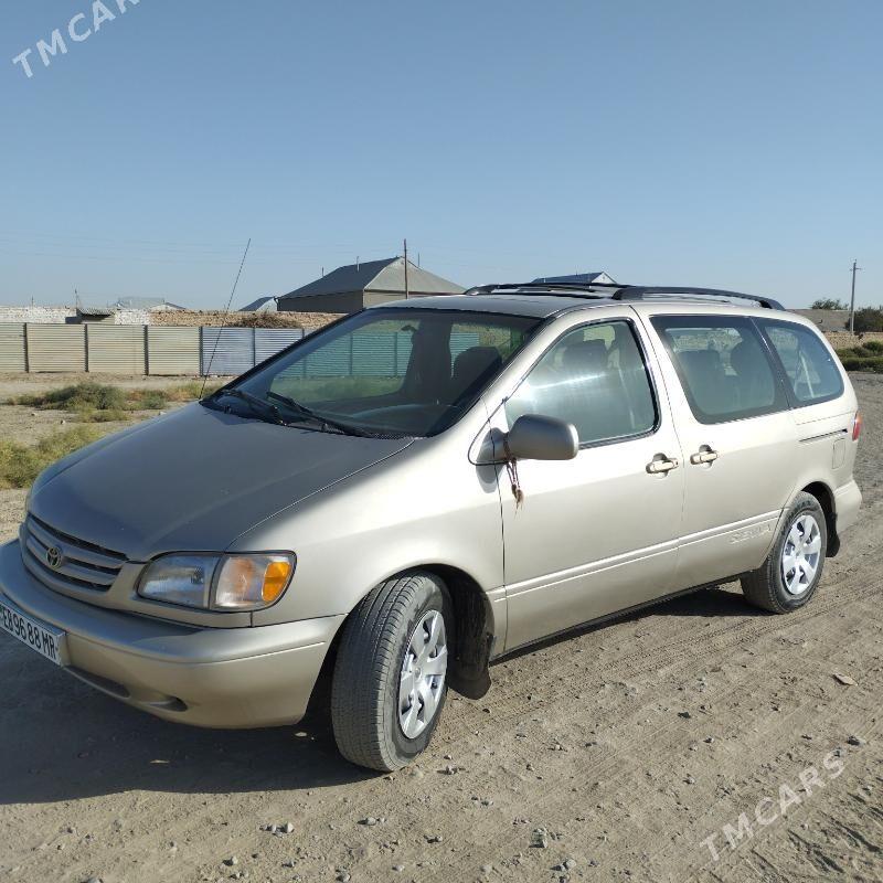 Toyota Sienna 2000 - 150 000 TMT - Каракумский этрап - img 2