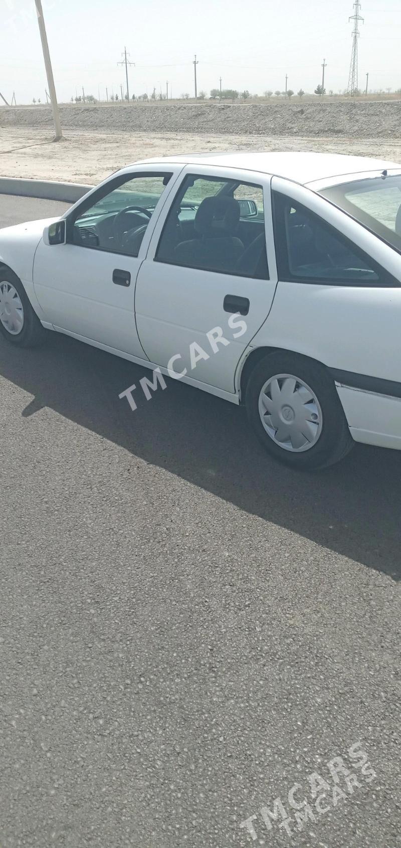 Opel Vectra 1994 - 42 000 TMT - Хитровка - img 3