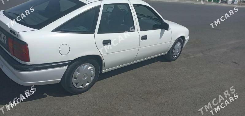 Opel Vectra 1994 - 42 000 TMT - Хитровка - img 4