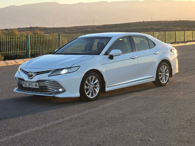 Toyota Camry 2018 - 255 000 TMT - Aşgabat - img 2