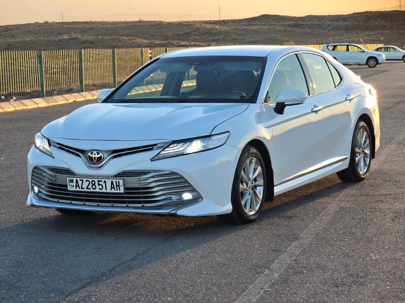 Toyota Camry 2018 - 255 000 TMT - Aşgabat - img 9