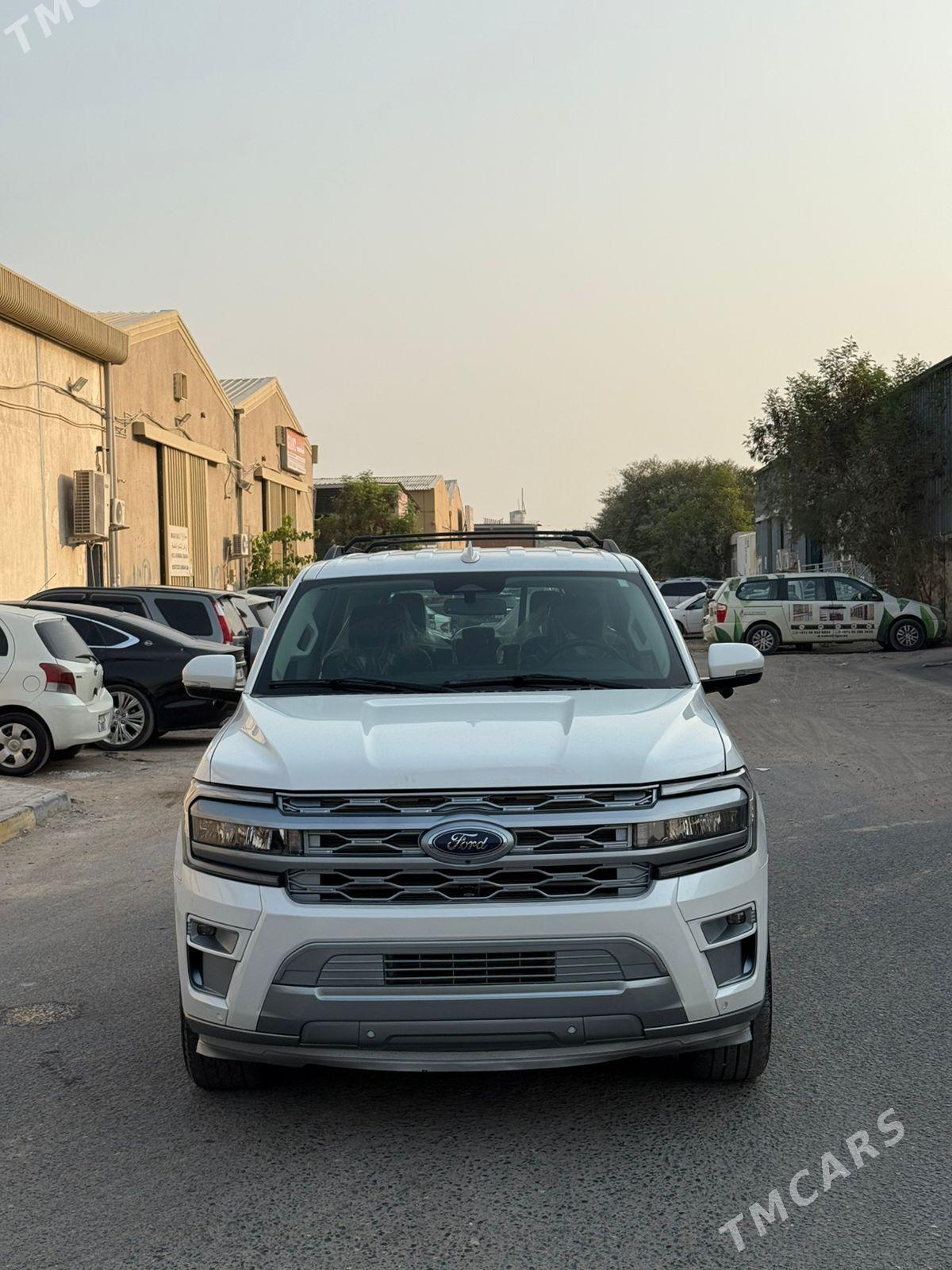 Ford Expedition 2023 - 800 000 TMT - Хазар - img 3