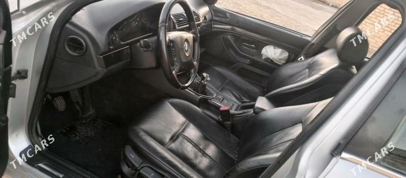 BMW E39 2002 - 40 000 TMT - Мары - img 2