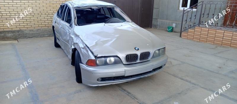 BMW E39 2002 - 40 000 TMT - Мары - img 5