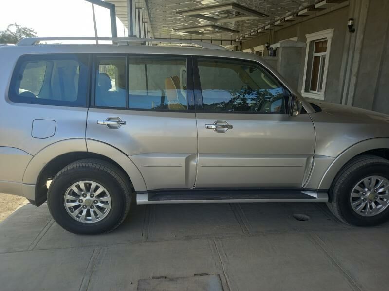 Mitsubishi Pajero 2010 - 240 000 TMT - Туркменабат - img 4