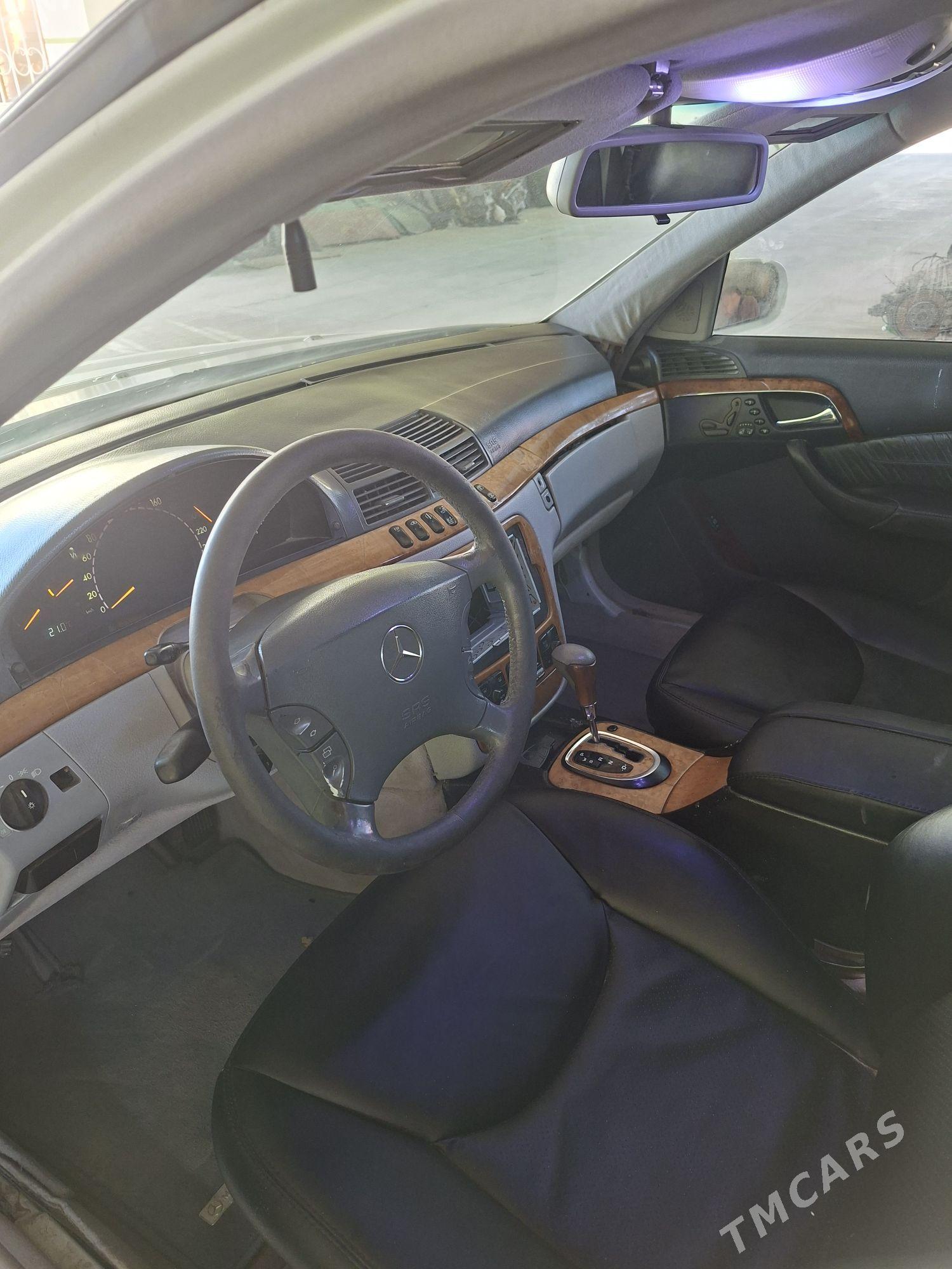 Mercedes-Benz S-Class 1999 - 70 000 TMT - Балканабат - img 1