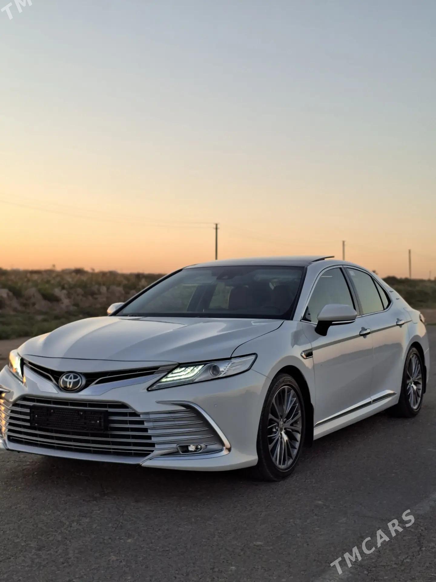 Toyota Camry 2023 - 551 600 TMT - Мары - img 1
