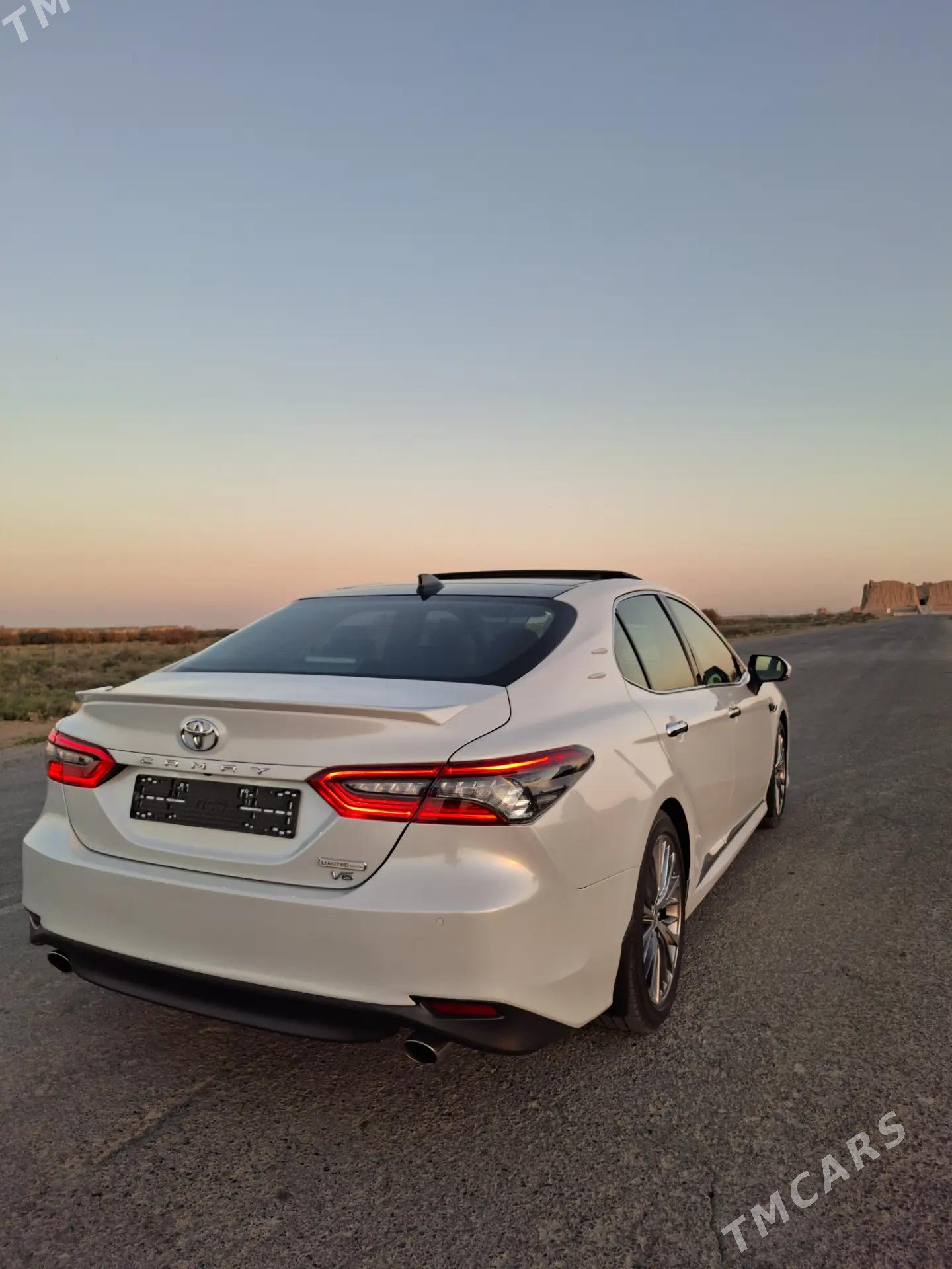 Toyota Camry 2023 - 551 600 TMT - Мары - img 6