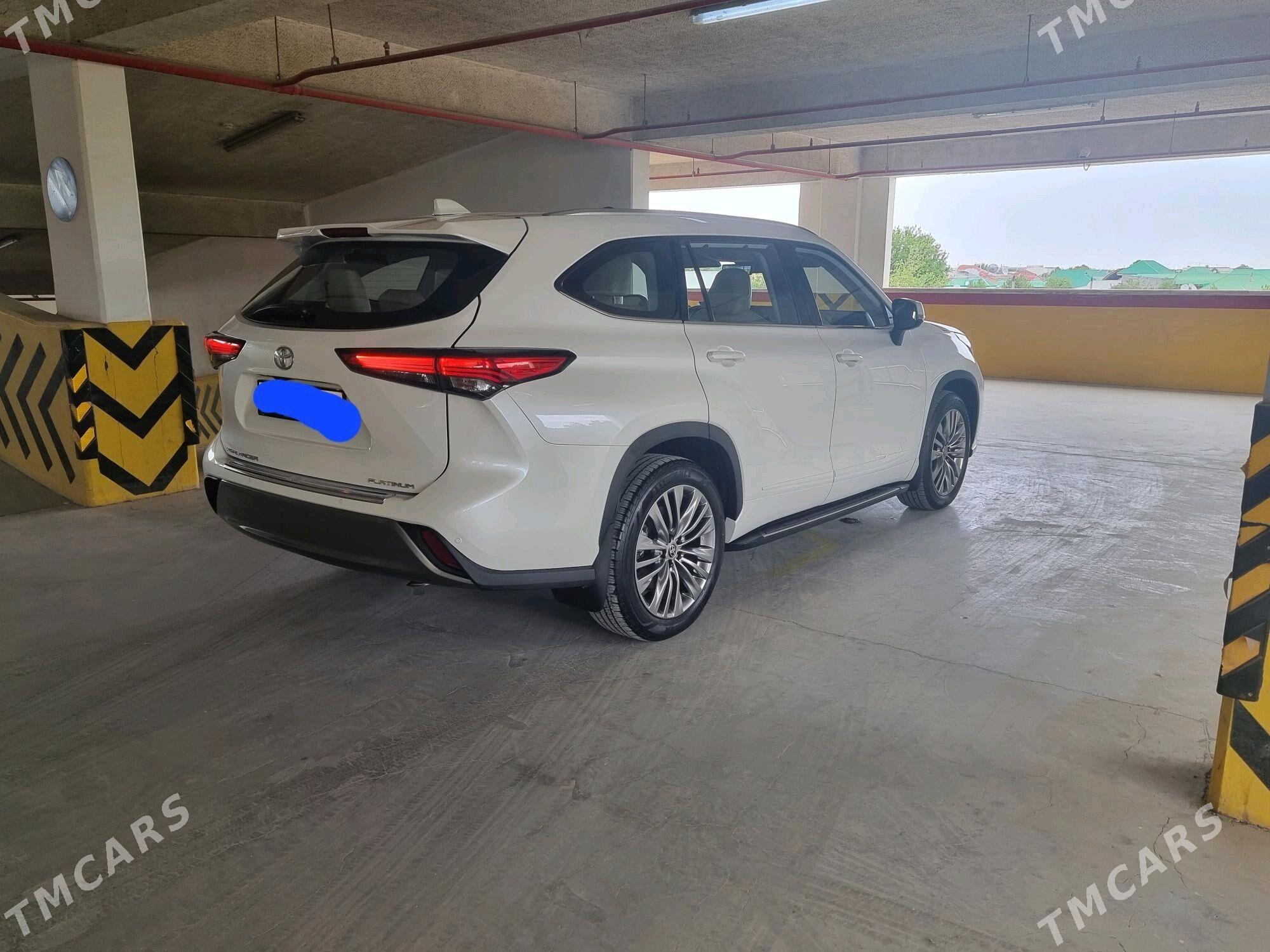Toyota Highlander 2020 - 765 000 TMT - Ашхабад - img 3