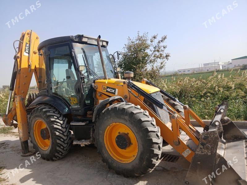 JCB 4CX ECO 2010 - 700 000 TMT - Туркменабат - img 3
