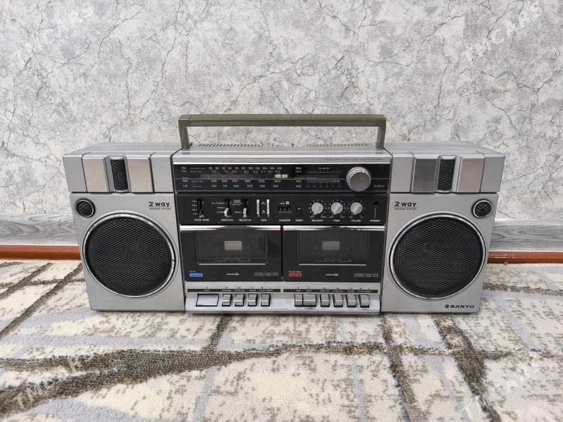  SANYO köne radio-magnetofon - Sakarçäge - img 2