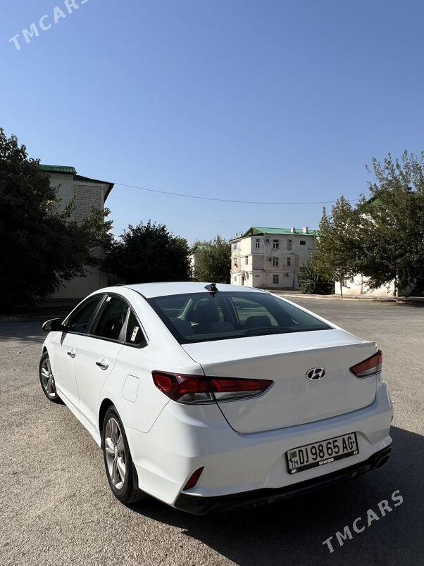 Hyundai Sonata 2019 - 206 000 TMT - 2 мкр - img 2