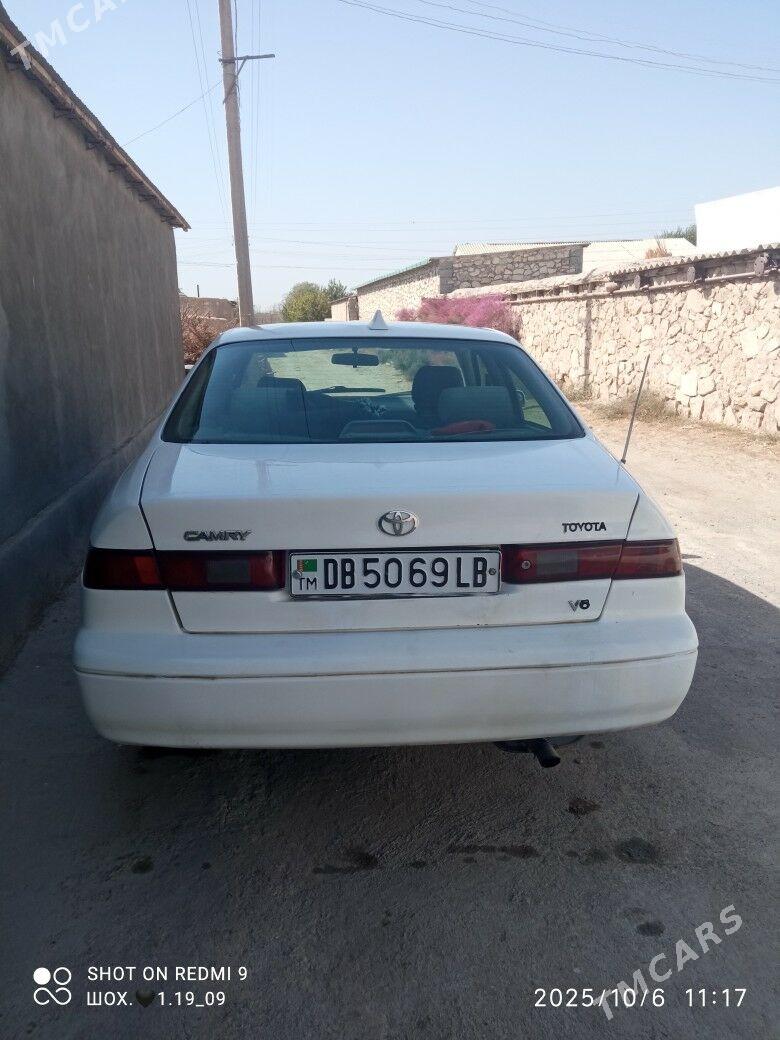 Toyota Camry 1998 - 90 000 TMT - Dostluk - img 5
