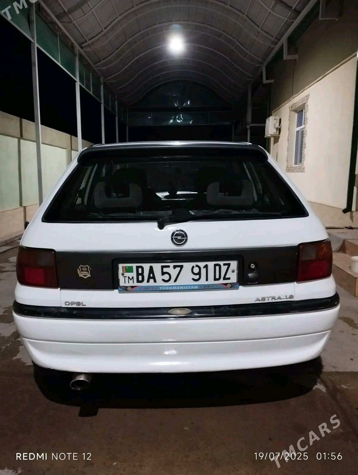 Opel Astra 1994 - 60 000 TMT - Дашогуз - img 4