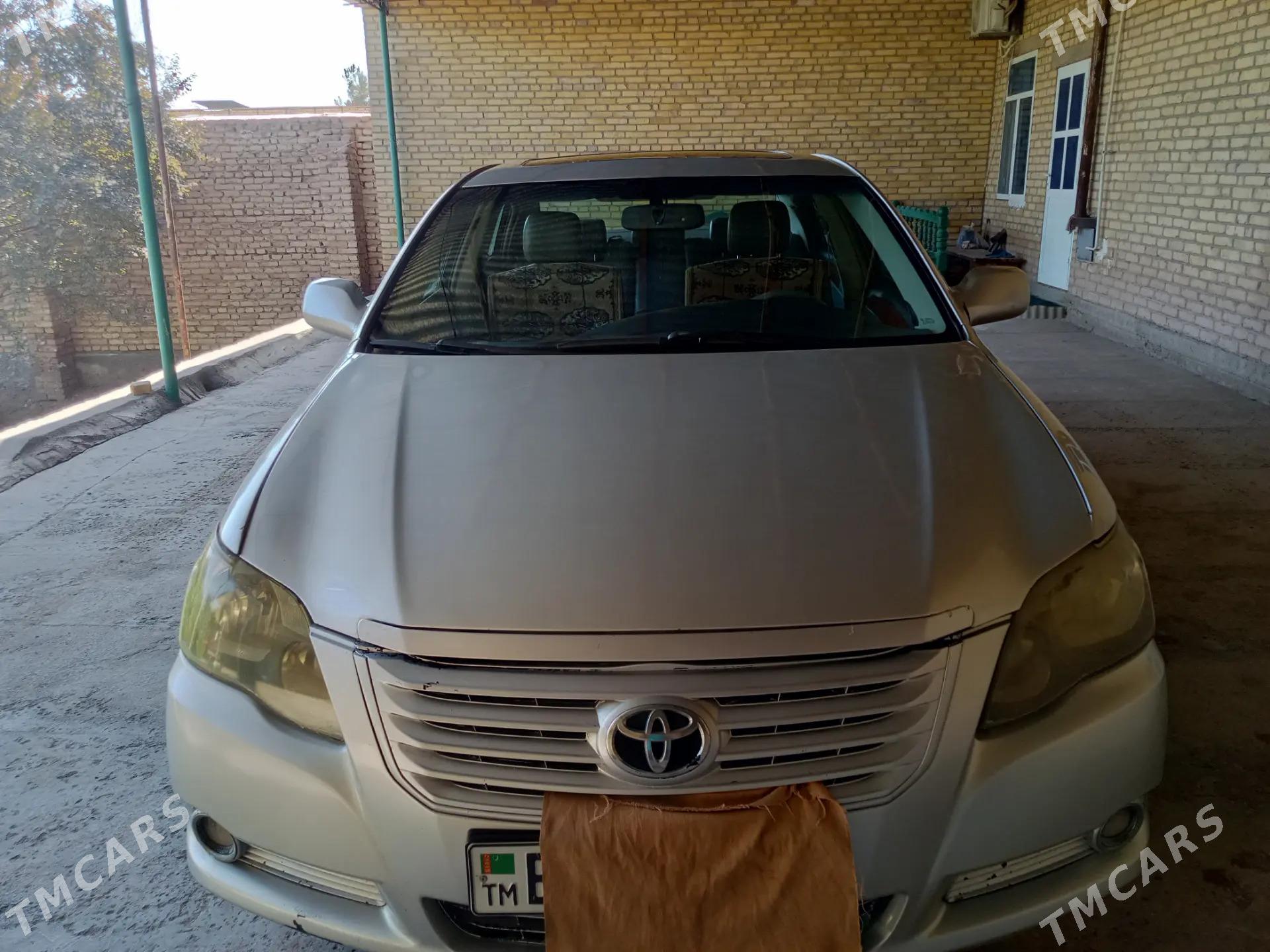 Toyota Avalon 2006 - 150 000 TMT - Фарап - img 5