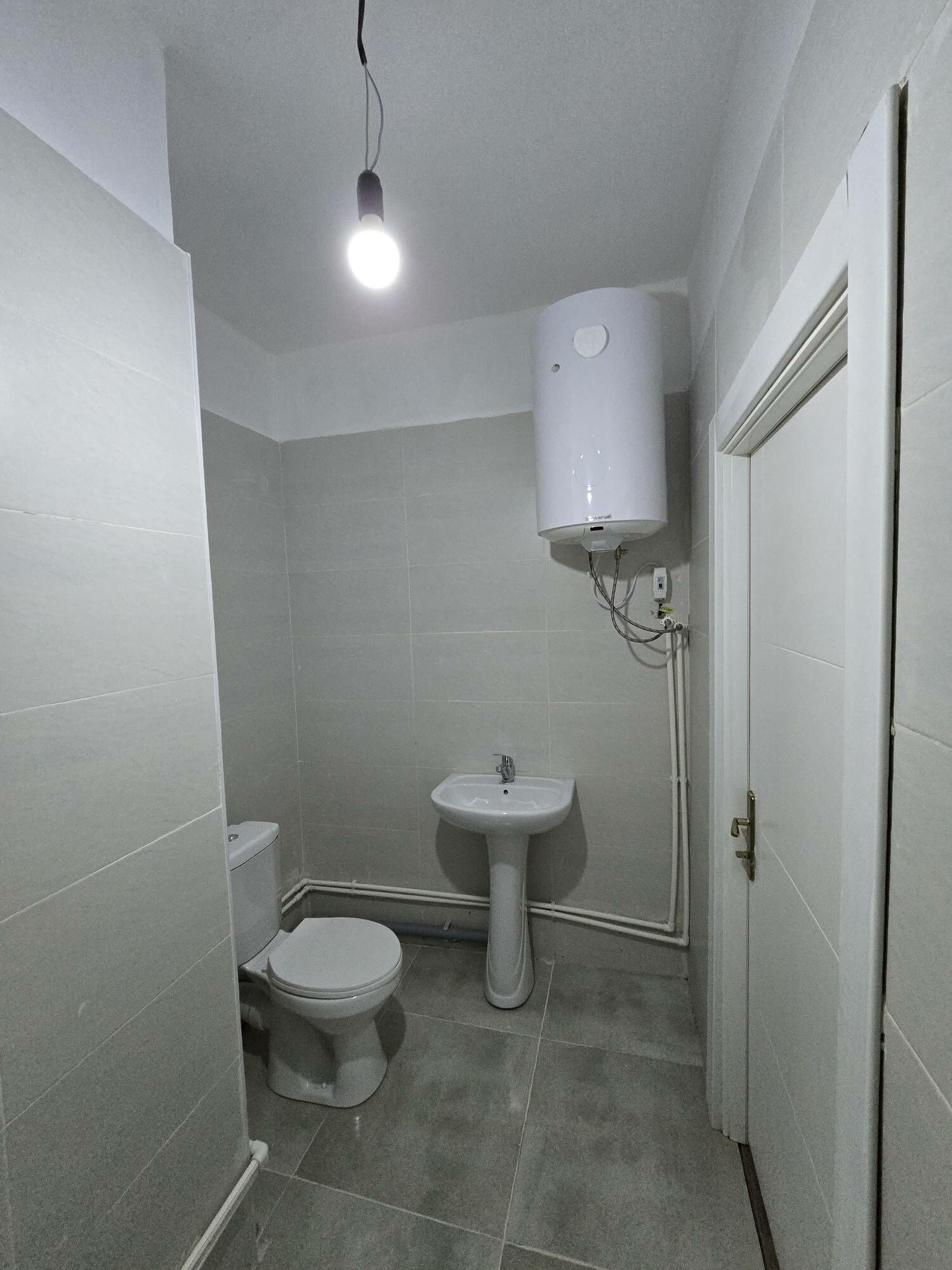 Panelny 4 komnat - Анев - img 4