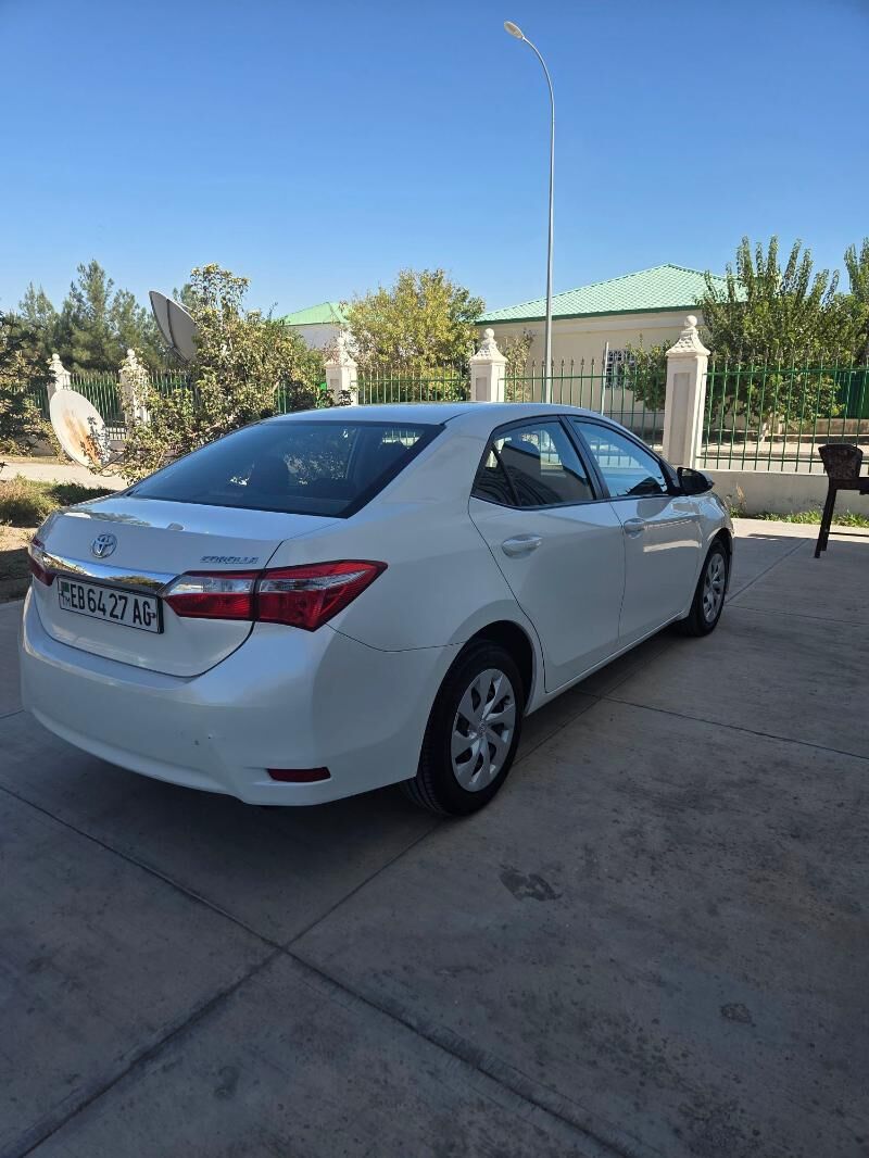 Toyota Corolla 2015 - 245 000 TMT - Täze zaman - img 7
