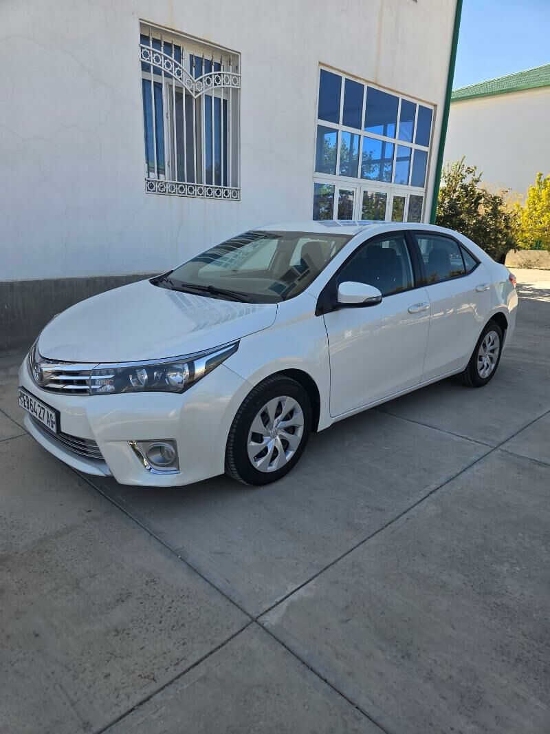 Toyota Corolla 2015 - 245 000 TMT - Täze zaman - img 9