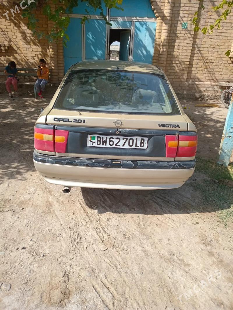 Opel Vectra 1991 - 30 000 TMT - Dänew - img 2