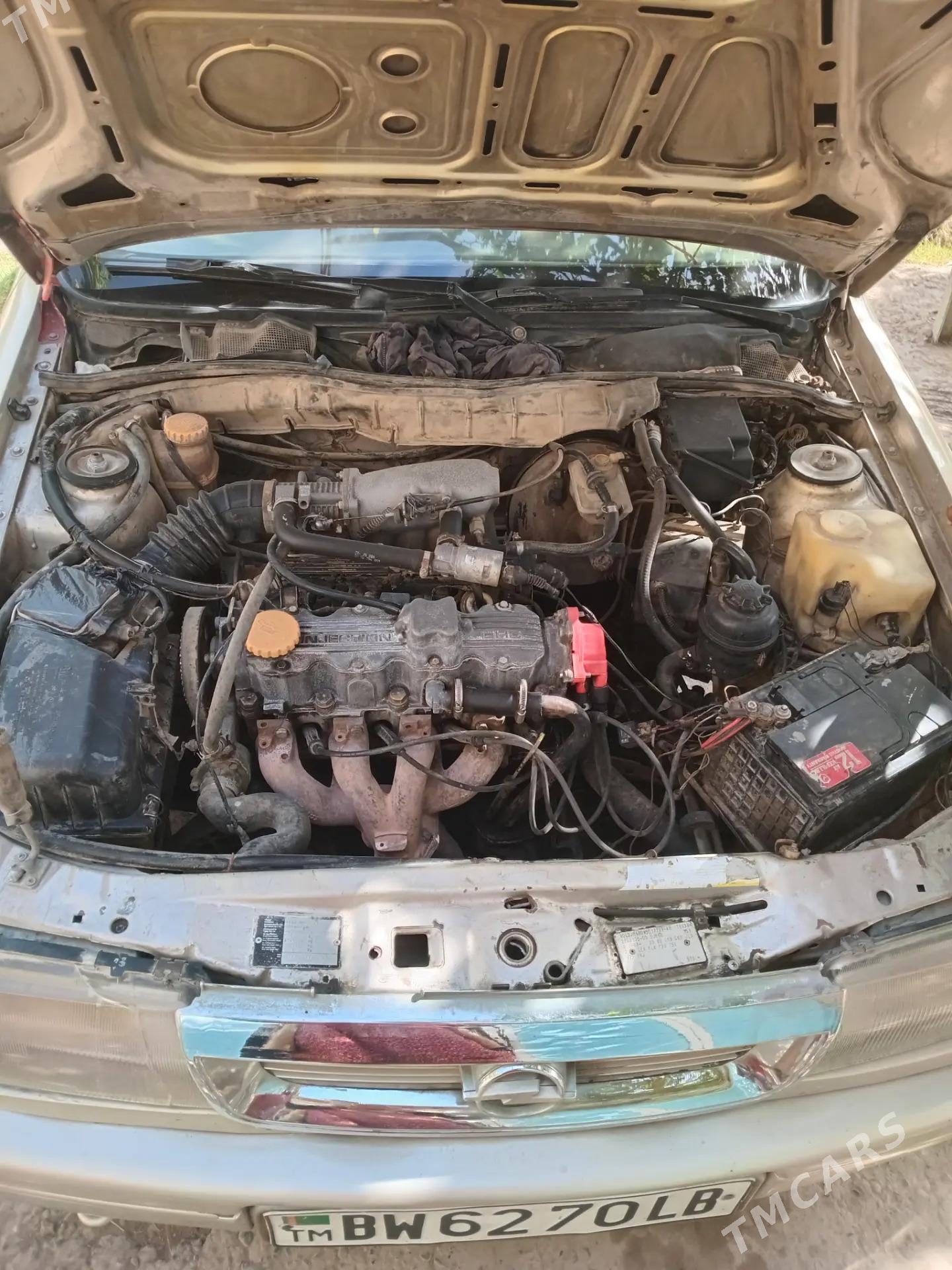 Opel Vectra 1991 - 30 000 TMT - Dänew - img 5