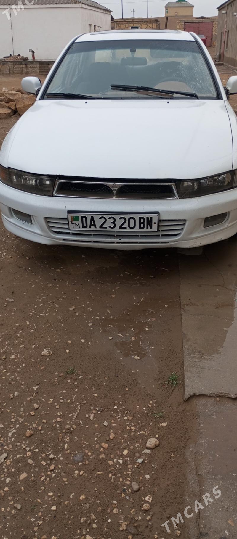 Mitsubishi Diamante 1997 - 30 000 TMT - Эсенгулы - img 2