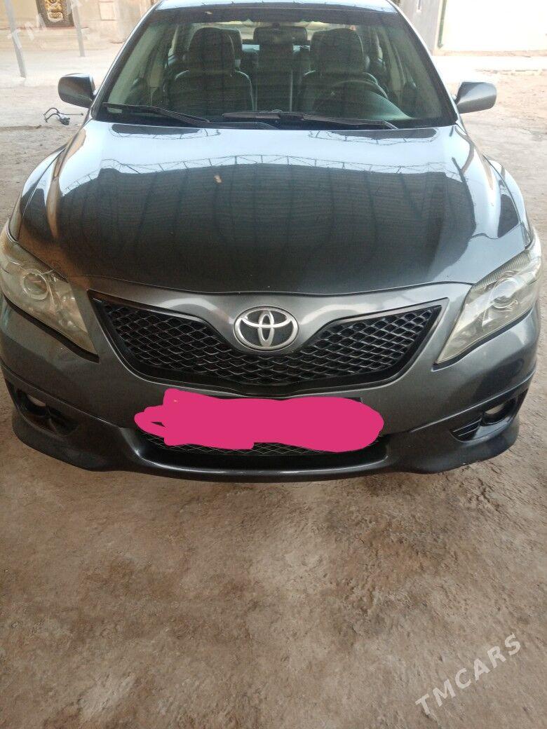Toyota Camry 2010 - 175 000 TMT - Сейди - img 5