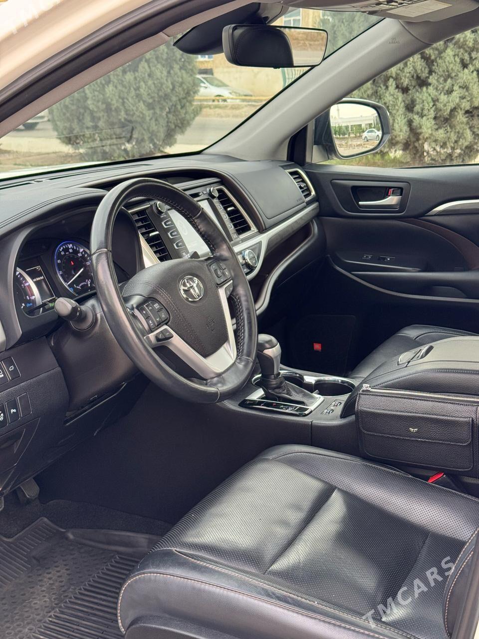 Toyota Highlander 2019 - 480 000 TMT - Мары - img 5