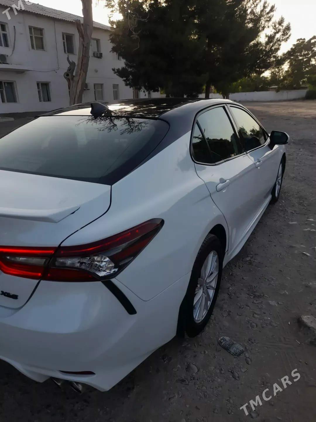 Toyota Camry 2020 - 300 000 TMT - Саят - img 6