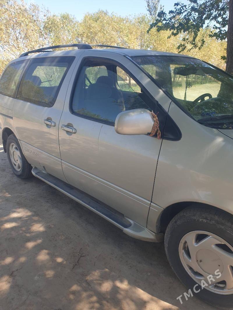 Toyota Sienna 2001 - 160 000 TMT - Türkmenbaşy etr. - img 2
