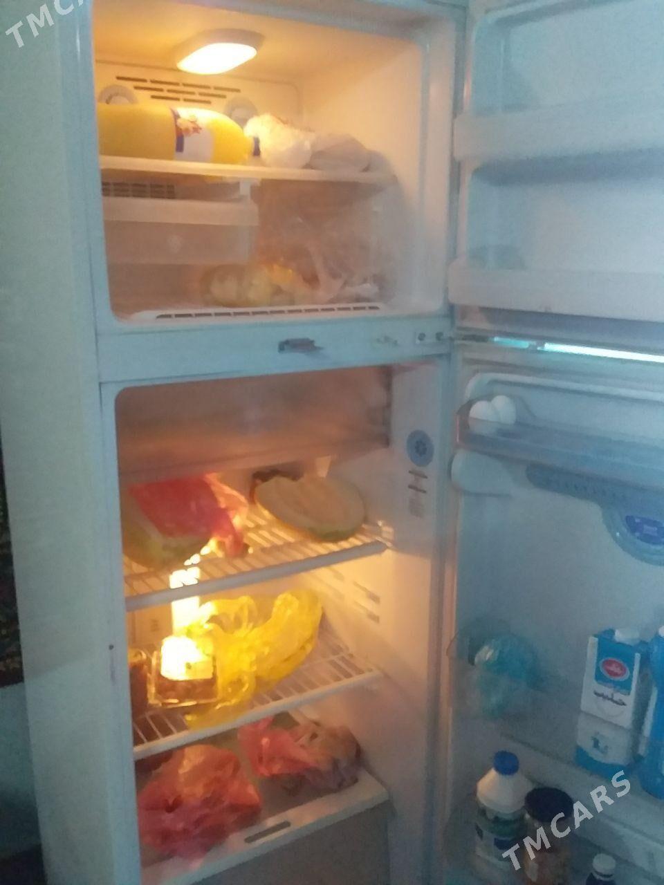 Холодильник LG - 11 мкр - img 1