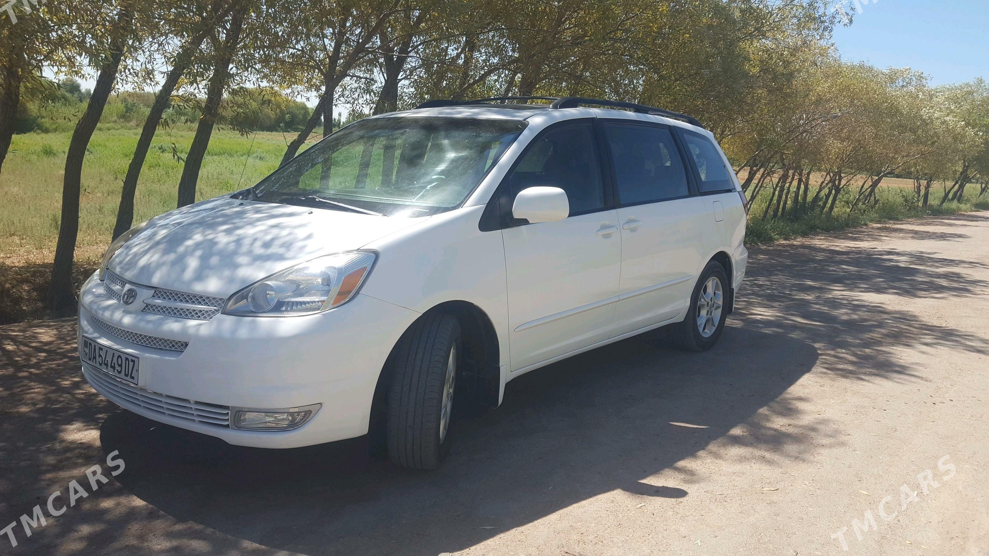 Toyota Sienna 2004 - 215 000 TMT - Гурбансолтан Едже - img 5
