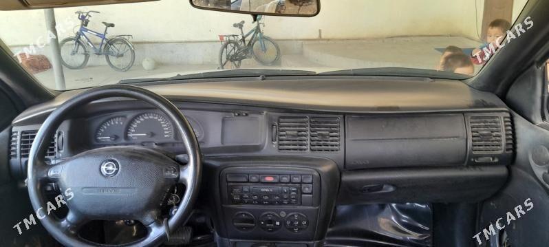 Opel Vectra 1997 - 40 000 TMT - Анев - img 1